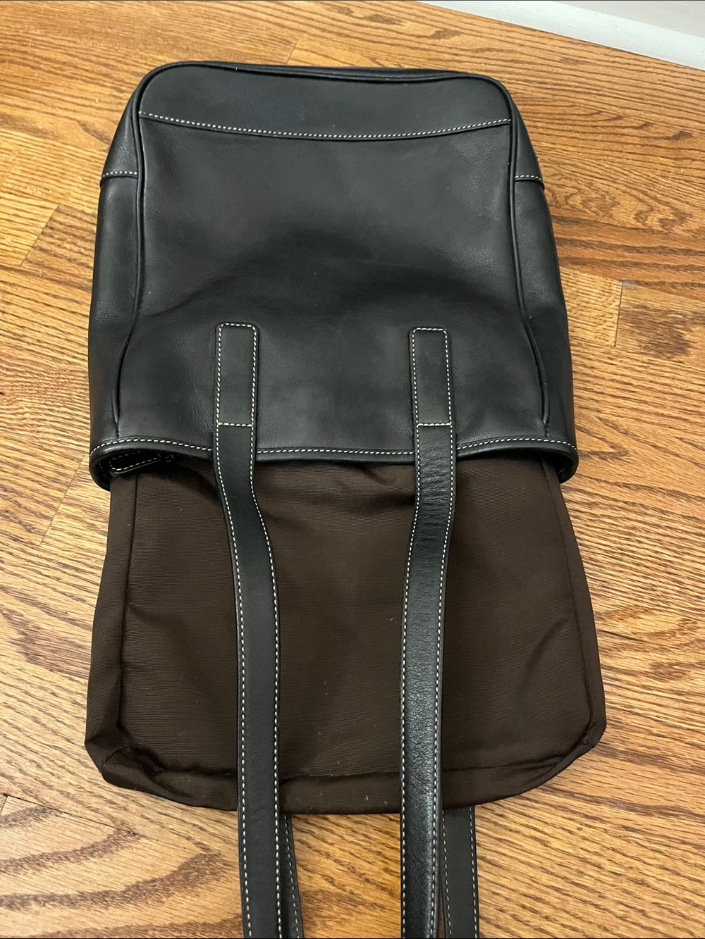 Vintage COACH Black Leather Hamptons Lunch Tote. (A3S-7776). - Picture 7 of 8